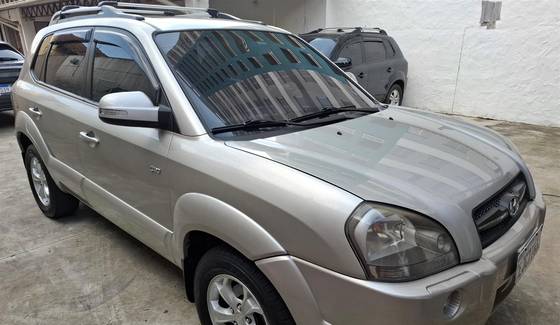 HYUNDAI TUCSON 2.7 MPFI GLS 24V 180CV 4WD GASOLINA 4P AUTOMÁTICO